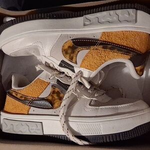 Nike White and Orange Athletic Shoes